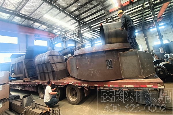 陜西咸陽大型煤泥烘干機(jī)項(xiàng)目裝車發(fā)貨
